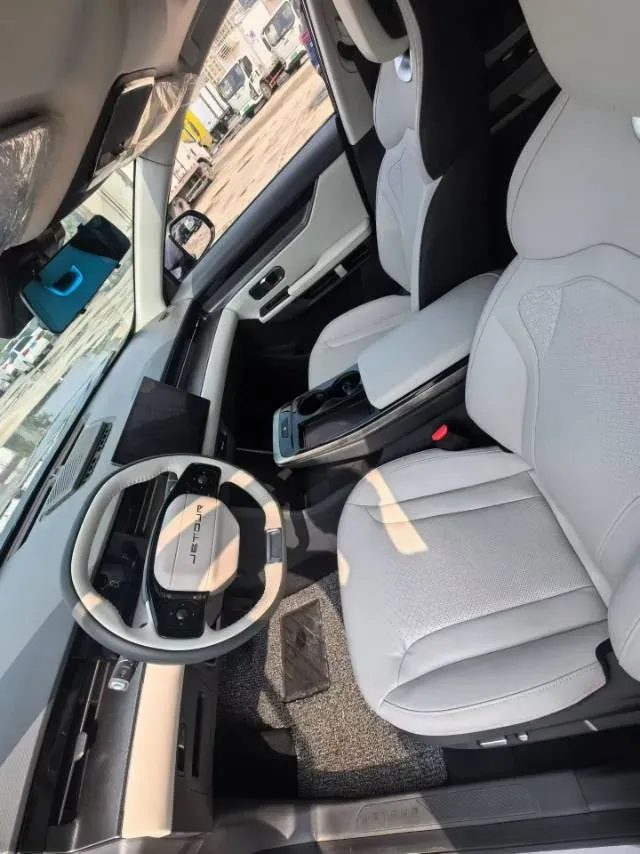 2022 Jetour DASHING 1.6T 197HP L4 7DCT,autocango,china used car exporter,china ev exporter,chinese used car exporter,chinese used ev exporter