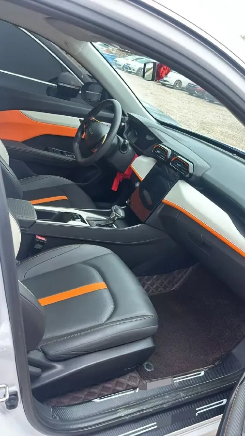 2023 DongFeng Aeolus YiXuan 1.5L 125HP L4 6DCT,autocango,china used car exporter,china ev exporter,chinese used car exporter,chinese used ev exporter