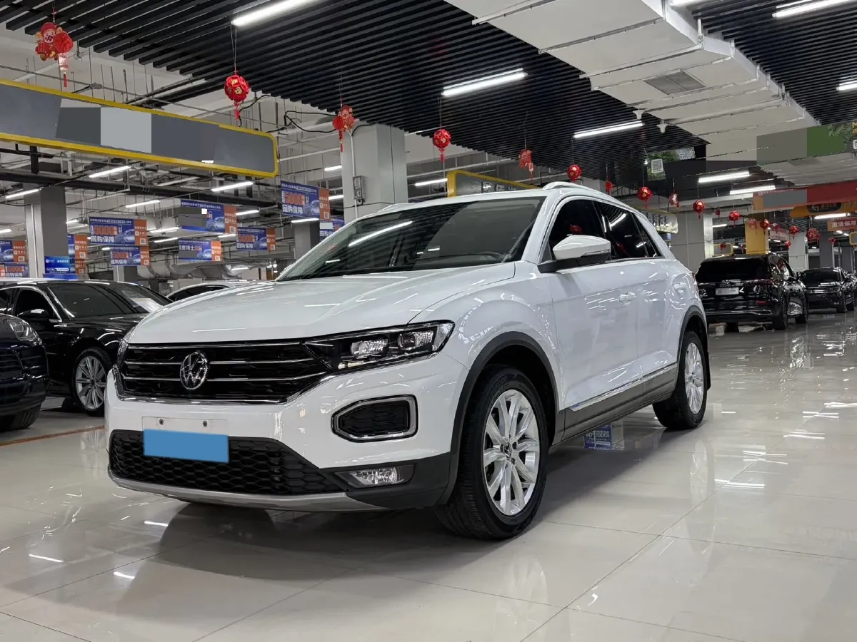 2022 Volkswagen T-Roc 1.4T 150HP L4 7DCT,autocango,china used car exporter,china ev exporter,chinese used car exporter,chinese used ev exporter