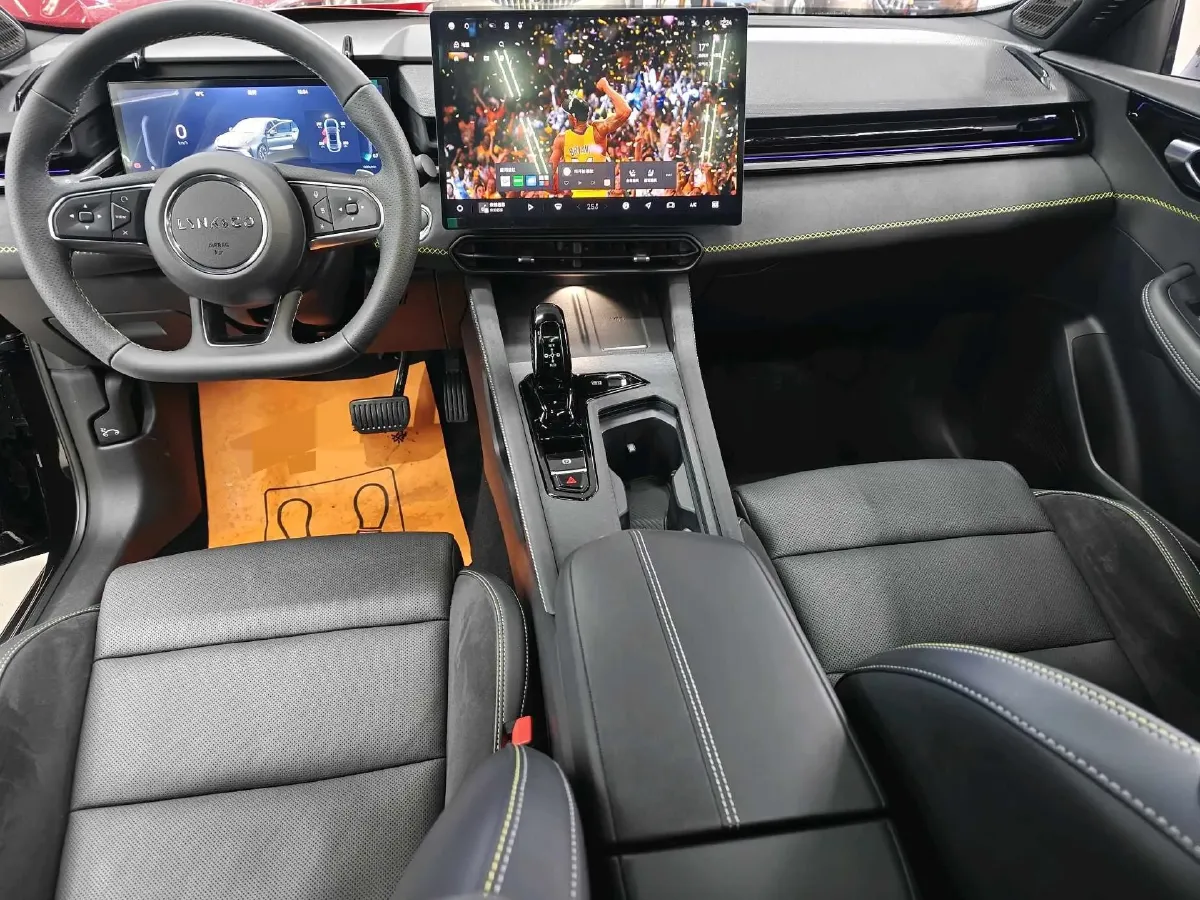 2025 LYNK&CO 03 1.5T 181HP L4 7DCT,autocango,china used car exporter,china ev exporter,chinese used car exporter,chinese used ev exporter