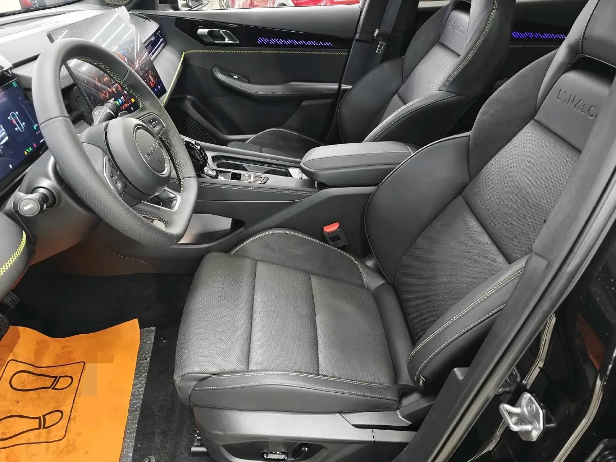 2025 LYNK&CO 03 1.5T 181HP L4 7DCT,autocango,china used car exporter,china ev exporter,chinese used car exporter,chinese used ev exporter