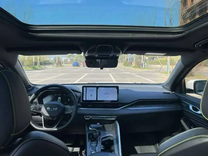 2023 Geely Preface 1.5T 181HP L4 7DCT,autocango,china used car exporter,china ev exporter,chinese used car exporter,chinese used ev exporter