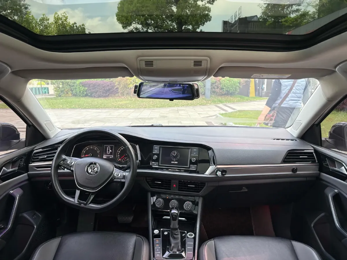 2023 Volkswagen Lavida 1.5L 113HP L4 6AT,autocango,china used car exporter,china ev exporter,chinese used car exporter,chinese used ev exporter