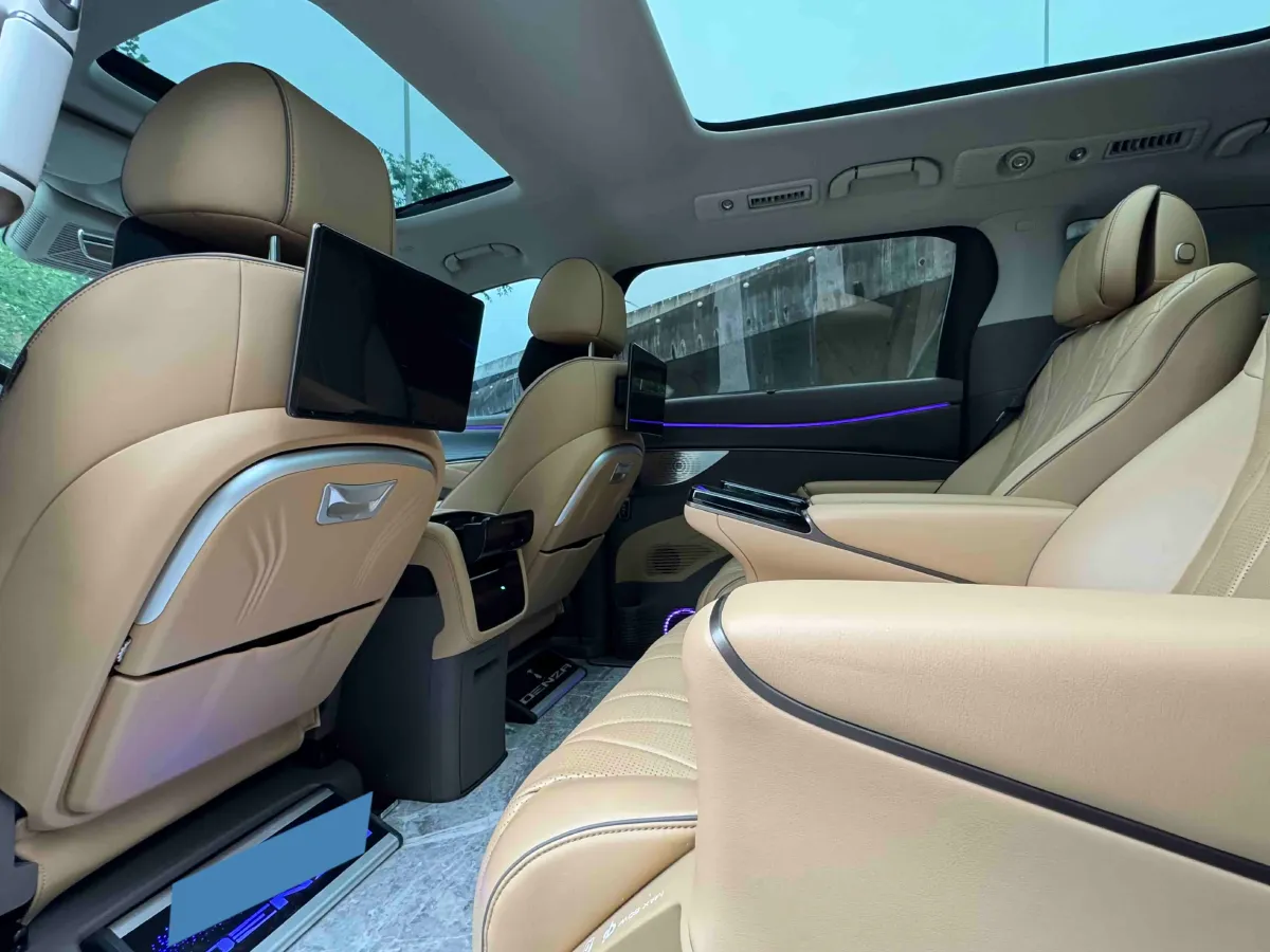 2022 Mercedes-Benz GLC Class 2.0T 197HP L4 9AT,autocango,china used car exporter,china ev exporter,chinese used car exporter,chinese used ev exporter