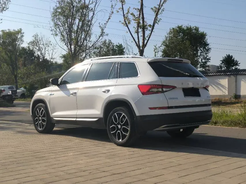 2017 Skoda Kodiak 1.8T 180HP L4 7DCT,autocango,china used car exporter,china ev exporter,chinese used car exporter,chinese used ev exporter