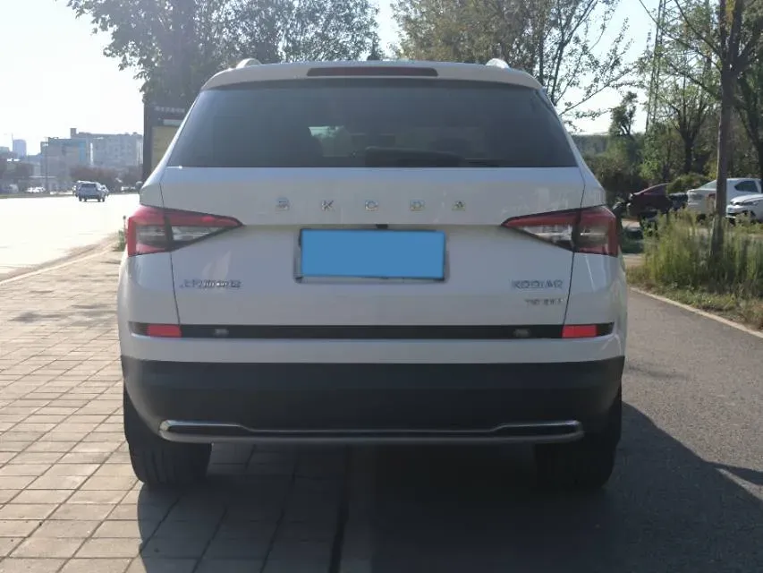 2017 Skoda Kodiak 1.8T 180HP L4 7DCT,autocango,china used car exporter,china ev exporter,chinese used car exporter,chinese used ev exporter