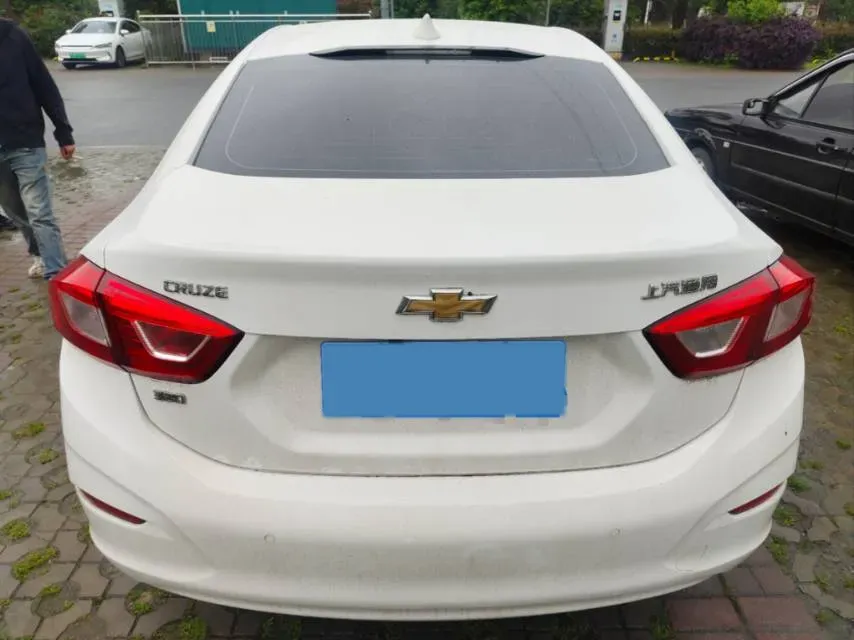 2018 Chevrolet Cruze 1.5L 114HP L4 6AT,autocango,china used car exporter,china ev exporter,chinese used car exporter,chinese used ev exporter
