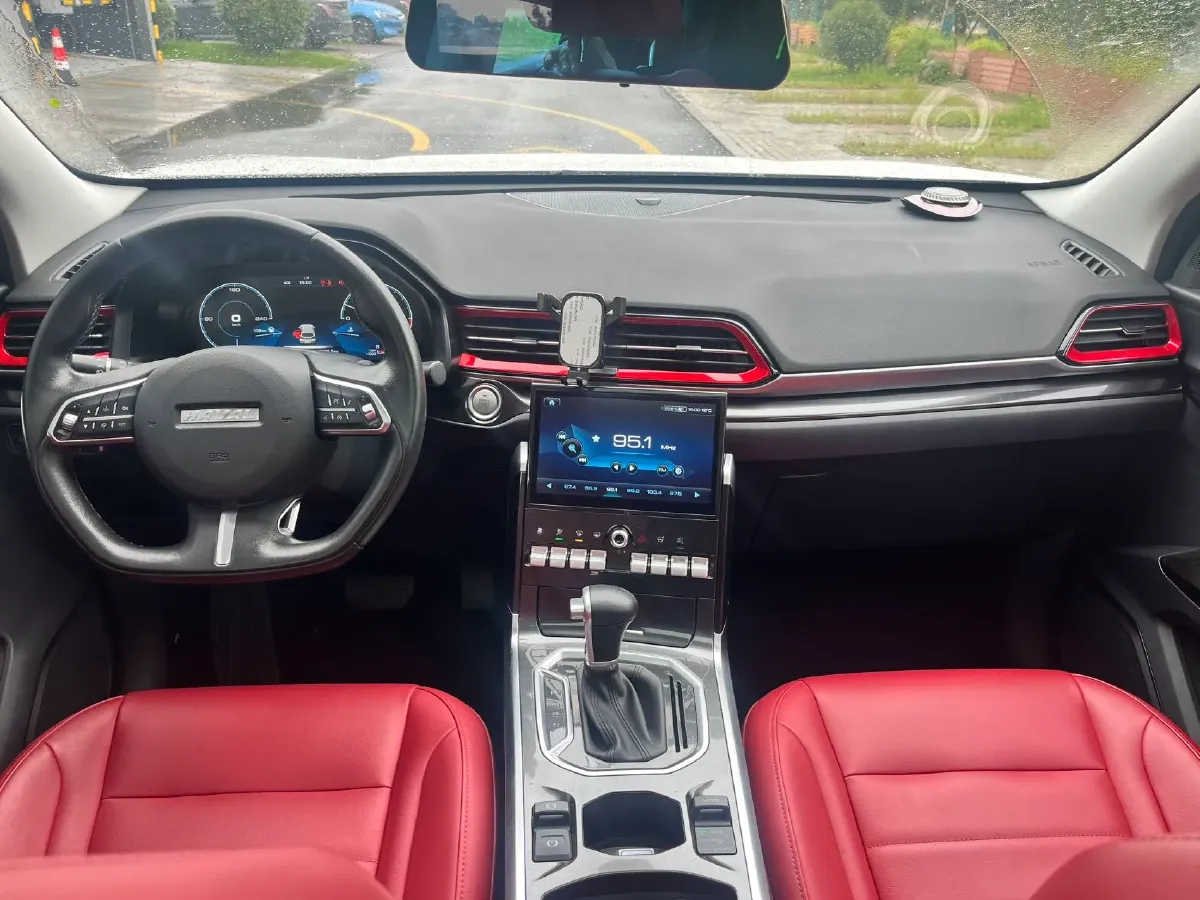 2018 Haval F5 1.5T 169HP L4 7DCT,autocango,china used car exporter,china ev exporter,chinese used car exporter,chinese used ev exporter