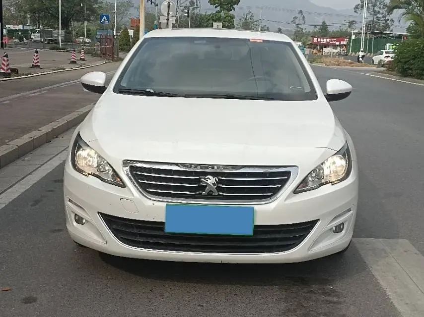 2014 Peugeot 408 1.8L 139HP L4 6AT,autocango,china used car exporter,china ev exporter,chinese used car exporter,chinese used ev exporter