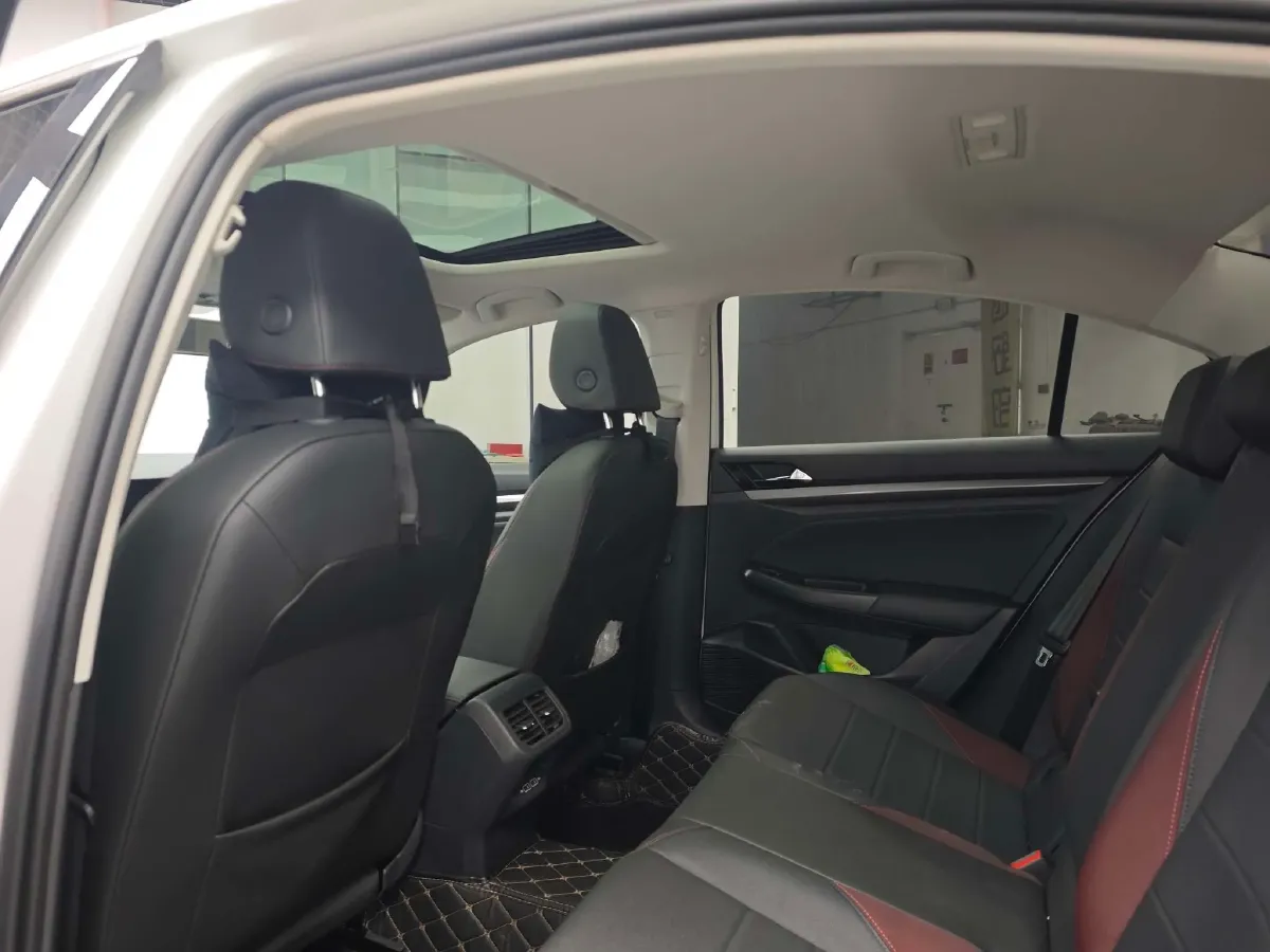 2021 Volkswagen Bora 1.5L 113HP L4 6AT,autocango,china used car exporter,china ev exporter,chinese used car exporter,chinese used ev exporter