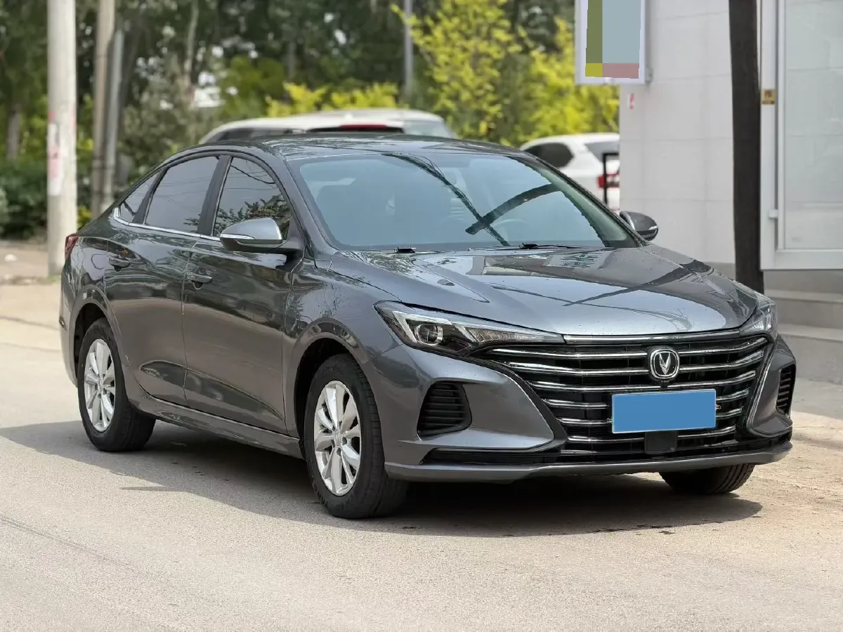2022 ChangAn Eado 1.6L 128HP L4 5MT,autocango,china used car exporter,china ev exporter,chinese used car exporter,chinese used ev exporter