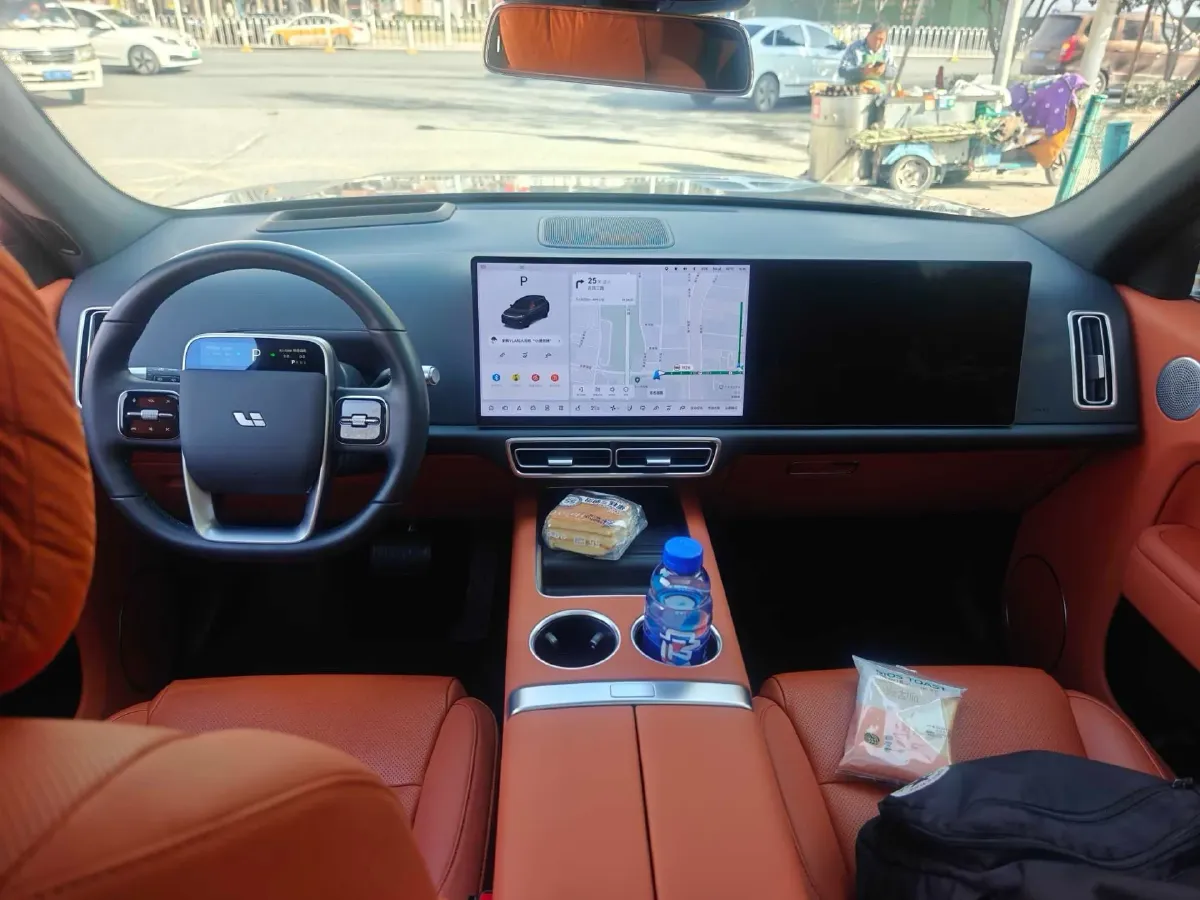 2024 Li L8 Range Extended 154HP REEV 42.8KWH,autocango,china used car exporter,china ev exporter,chinese used car exporter,chinese used ev exporter