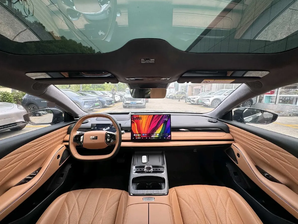 2025 Geely Galaxy Starshine 8 1.5T 163HP L4 3DHT PHEV 27.69KWH,autocango,china used car exporter,china ev exporter,chinese used car exporter,chinese used ev exporter