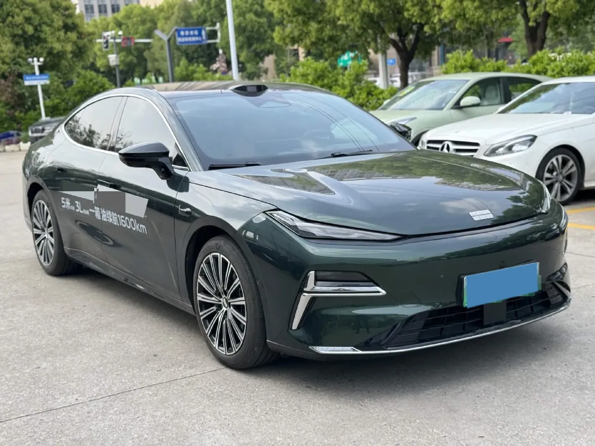 2025 Geely Galaxy Starshine 8 1.5T 163HP L4 3DHT PHEV 27.69KWH,autocango,china used car exporter,china ev exporter,chinese used car exporter,chinese used ev exporter