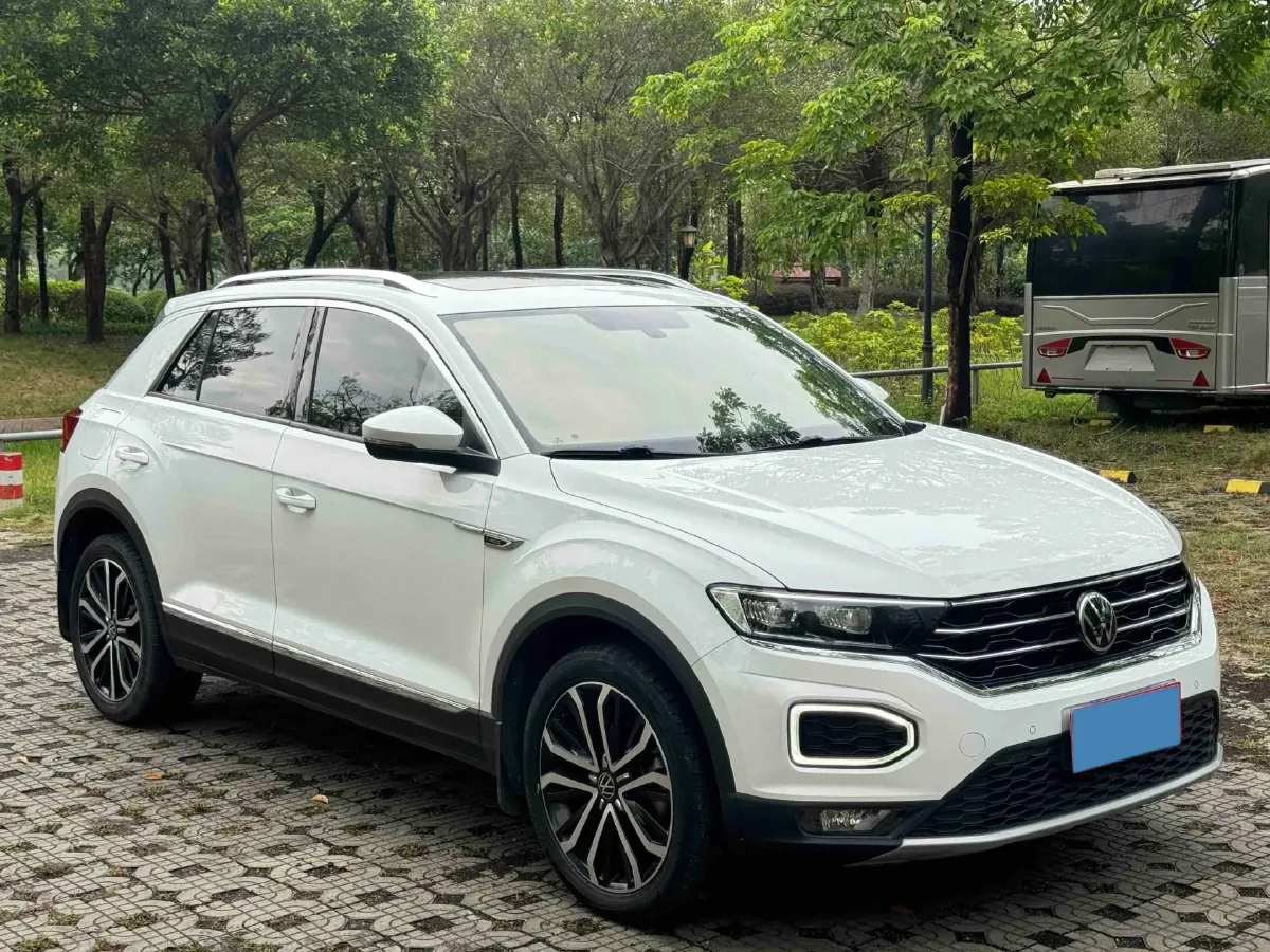 2021 Volkswagen T-Roc 1.4T 150HP L4 7DCT,autocango,china used car exporter,china ev exporter,chinese used car exporter,chinese used ev exporter