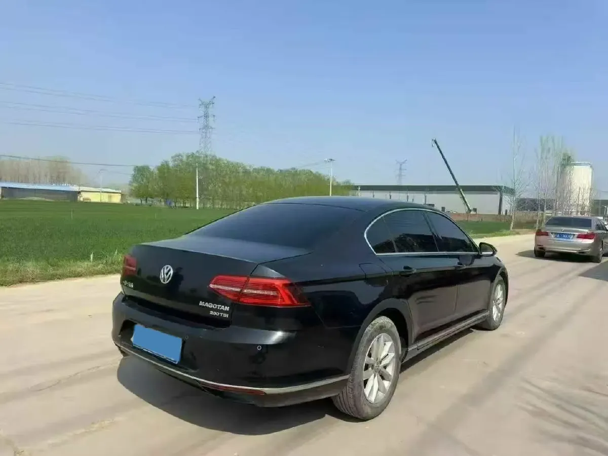 2019 Volkswagen Magotan 2.0T 186HP L4 7DCT,autocango,china used car exporter,china ev exporter,chinese used car exporter,chinese used ev exporter