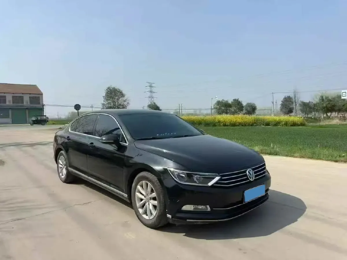 2019 Volkswagen Magotan 2.0T 186HP L4 7DCT,autocango,china used car exporter,china ev exporter,chinese used car exporter,chinese used ev exporter