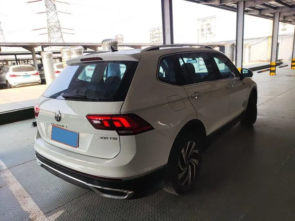 2023 Volkswagen Tiguan L 1.5T 160HP L4 7DCT,autocango,china used car exporter,china ev exporter,chinese used car exporter,chinese used ev exporter