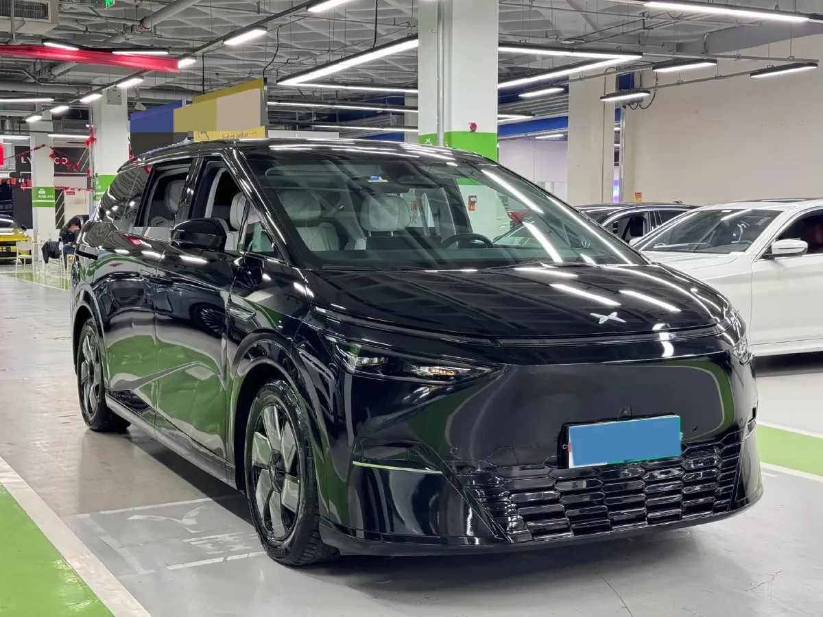 2024 Xpeng X9 BEV 101.5KWH,autocango,china used car exporter,china ev exporter,chinese used car exporter,chinese used ev exporter