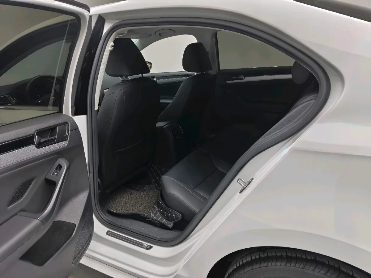 2018 Volkswagen Sagitar 1.4T 150HP L4 7DCT,autocango,china used car exporter,china ev exporter,chinese used car exporter,chinese used ev exporter