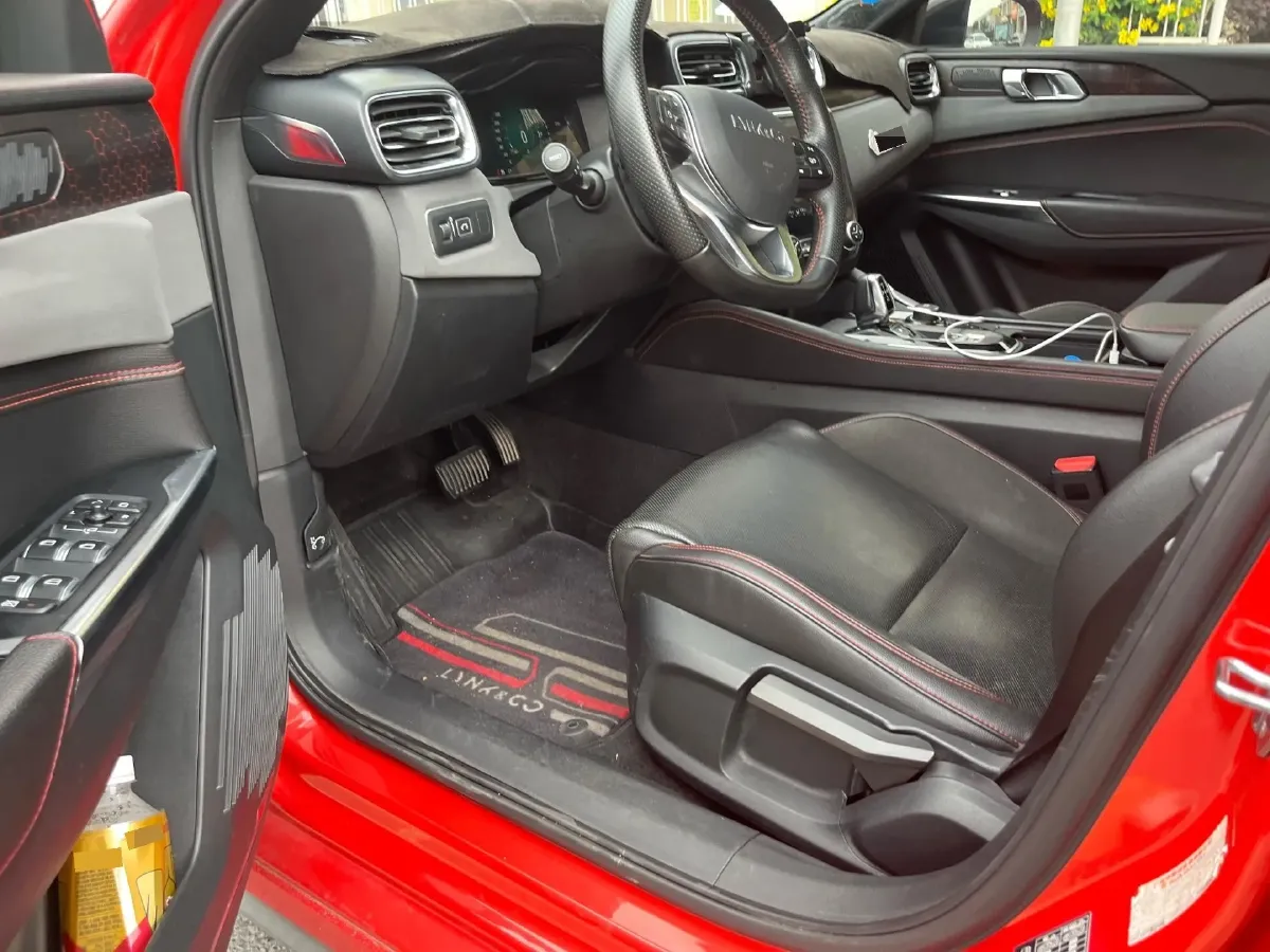 2019 Qoros 5 1.6T 197HP L4 7DCT,autocango,china used car exporter,china ev exporter,chinese used car exporter,chinese used ev exporter