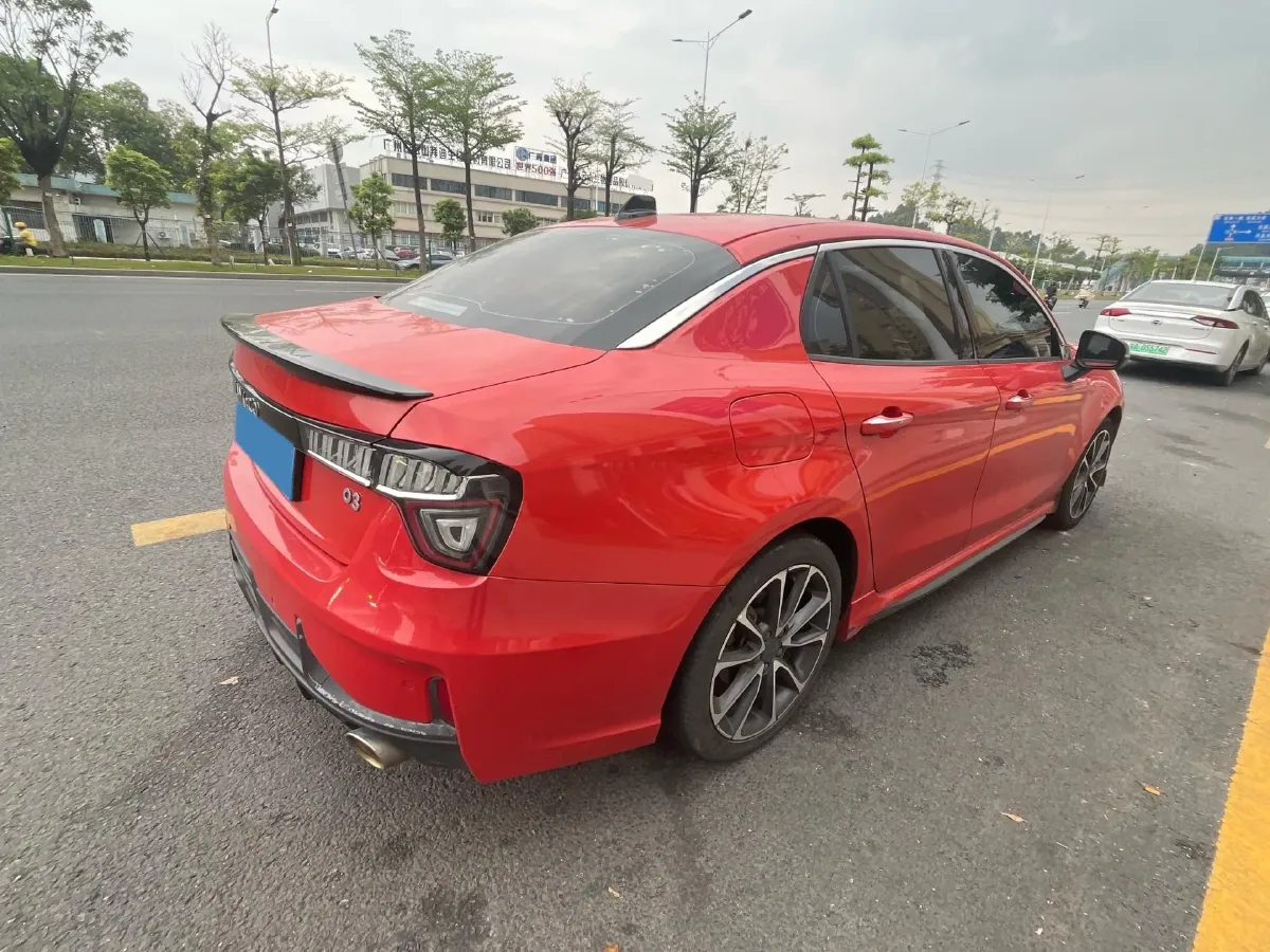 2019 Qoros 5 1.6T 197HP L4 7DCT,autocango,china used car exporter,china ev exporter,chinese used car exporter,chinese used ev exporter