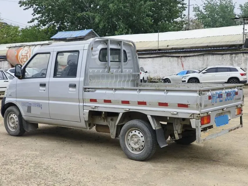 2019 WuLing RongGuang New Truck 1.5L 107HP L4 5MT,autocango,china used car exporter,china ev exporter,chinese used car exporter,chinese used ev exporter