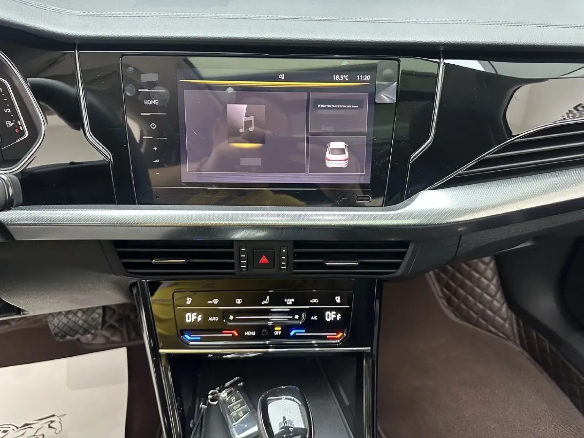 2025 Volkswagen Passat 2.0T 186HP L4 7DCT,autocango,china used car exporter,china ev exporter,chinese used car exporter,chinese used ev exporter