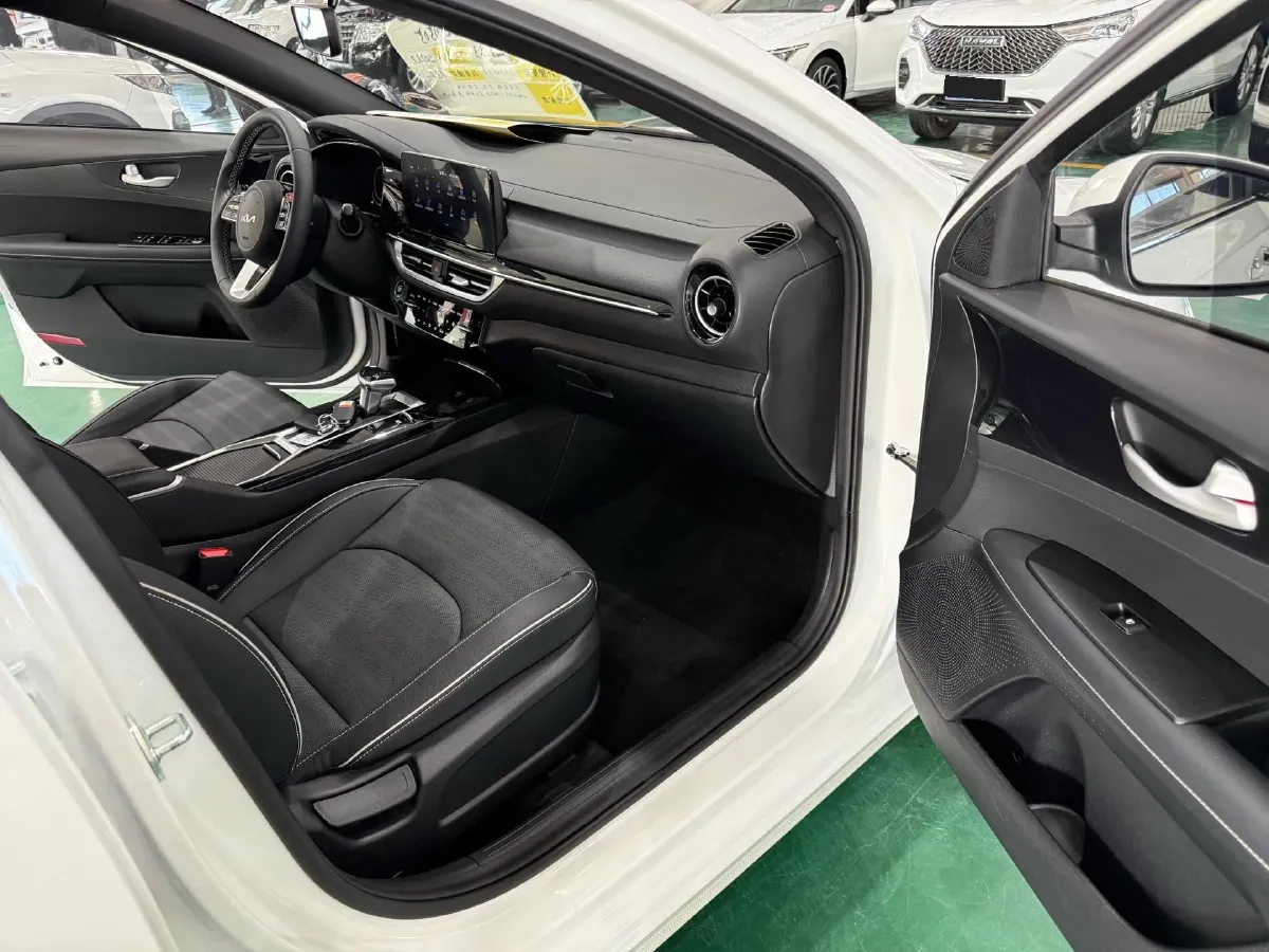 2023 Kia K3 1.5L 115HP L4 CVT,autocango,china used car exporter,china ev exporter,chinese used car exporter,chinese used ev exporter