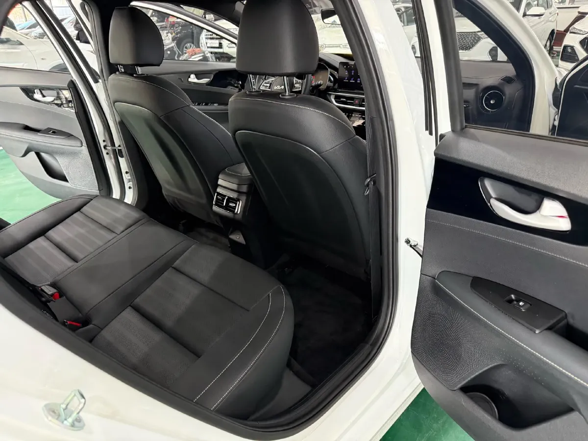 2023 Kia K3 1.5L 115HP L4 CVT,autocango,china used car exporter,china ev exporter,chinese used car exporter,chinese used ev exporter