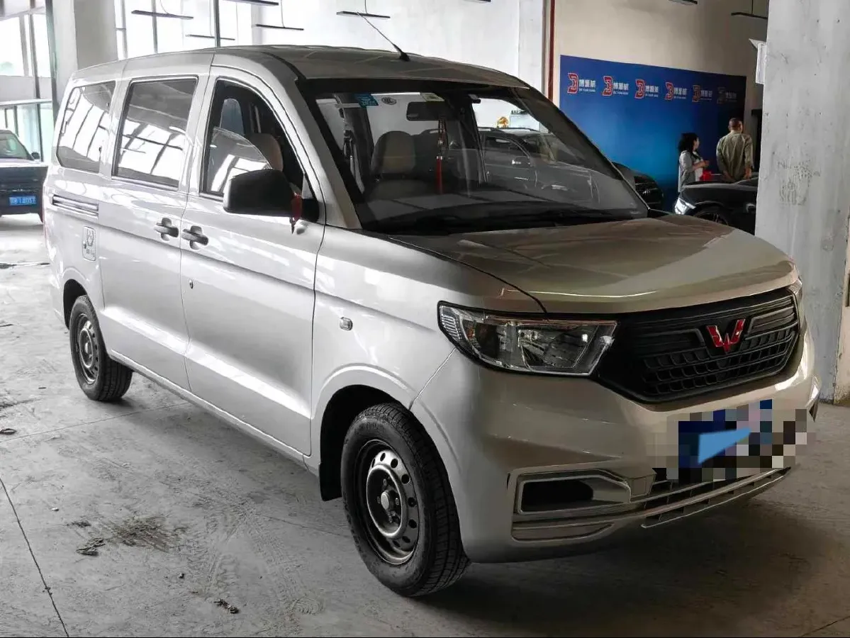 2022 JinBei Little Sea Lion X30 1.5L 102HP L4 5MT,autocango,china used car exporter,china ev exporter,chinese used car exporter,chinese used ev exporter