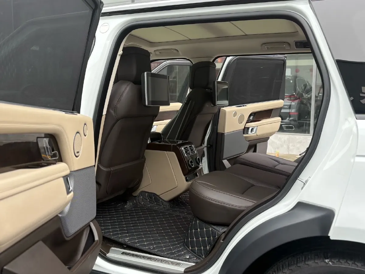 2021 Land Rover Range Rover 3.0T 400HP L6 8AT,autocango,china used car exporter,china ev exporter,chinese used car exporter,chinese used ev exporter