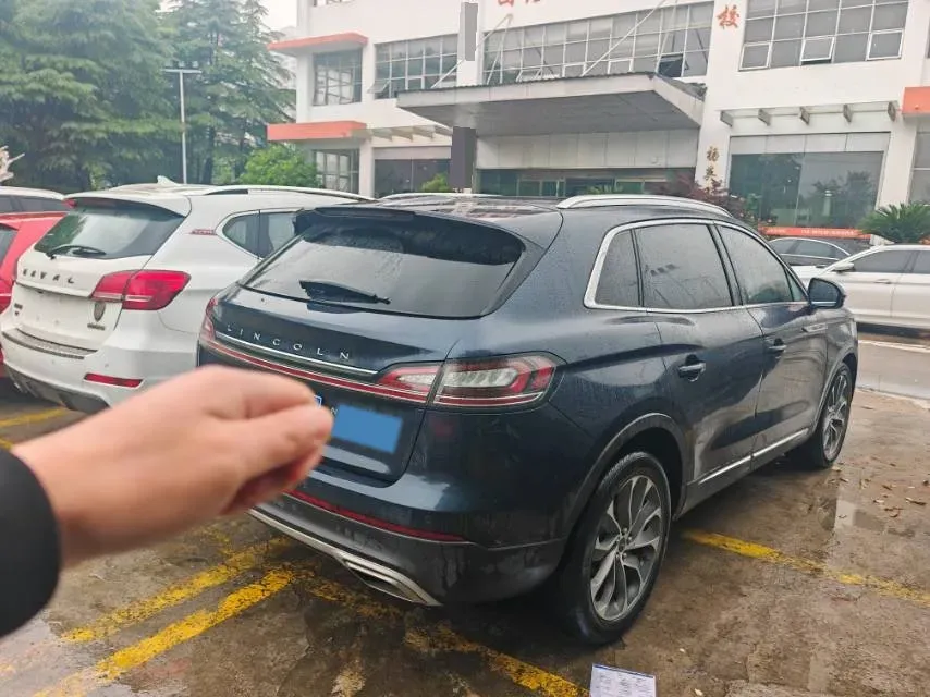 2021 Lincoln Nautilus 2.0T 245HP L4 8AT,autocango,china used car exporter,china ev exporter,chinese used car exporter,chinese used ev exporter