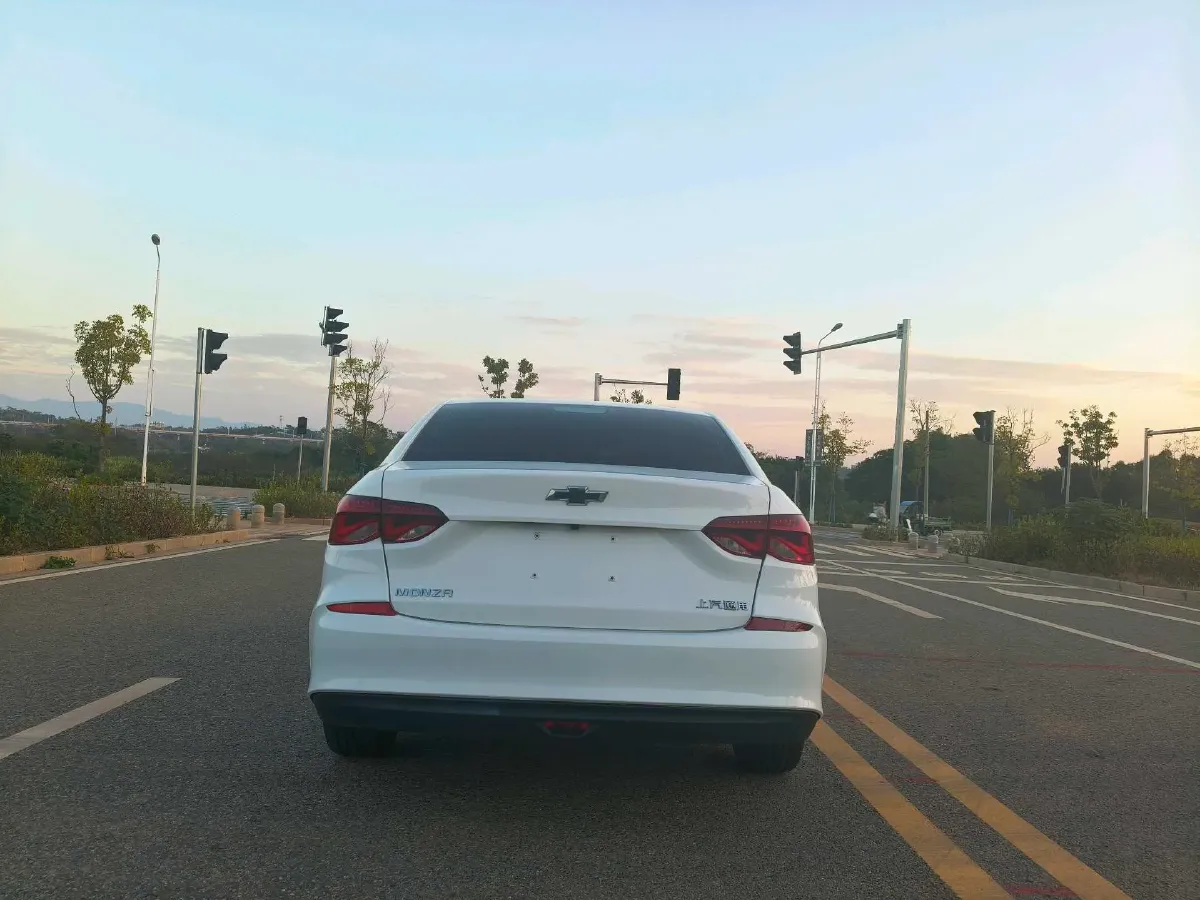 2020 Chevrolet Monza 1.5L 113HP L4 6AT,autocango,china used car exporter,china ev exporter,chinese used car exporter,chinese used ev exporter