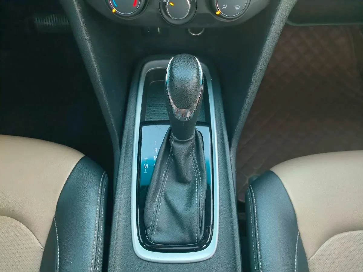 2020 Chevrolet Monza 1.5L 113HP L4 6AT,autocango,china used car exporter,china ev exporter,chinese used car exporter,chinese used ev exporter