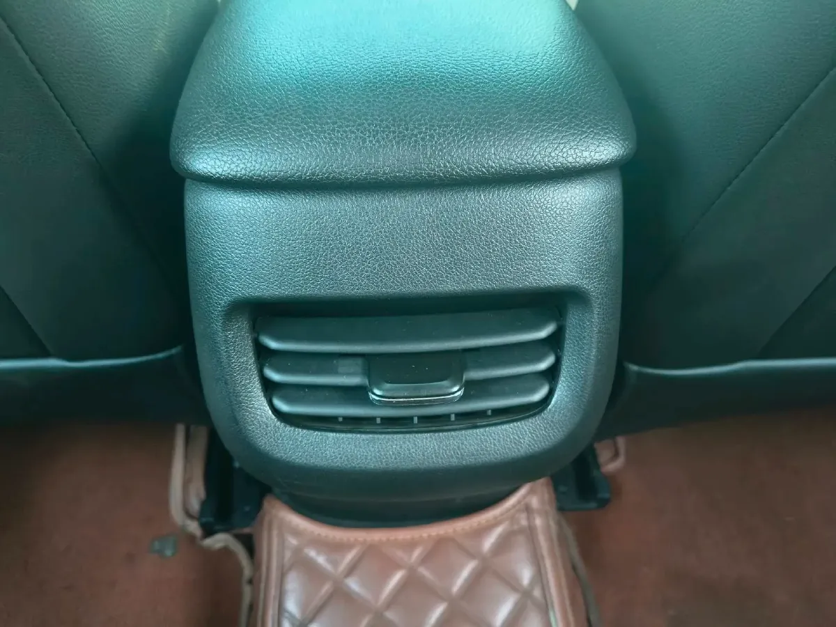 2020 Chevrolet Monza 1.5L 113HP L4 6AT,autocango,china used car exporter,china ev exporter,chinese used car exporter,chinese used ev exporter