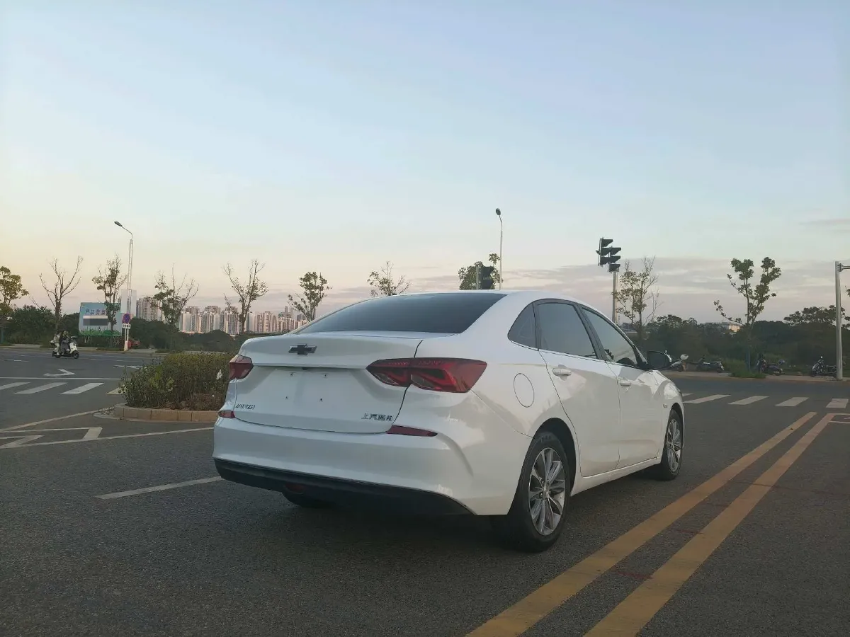 2020 Chevrolet Monza 1.5L 113HP L4 6AT,autocango,china used car exporter,china ev exporter,chinese used car exporter,chinese used ev exporter
