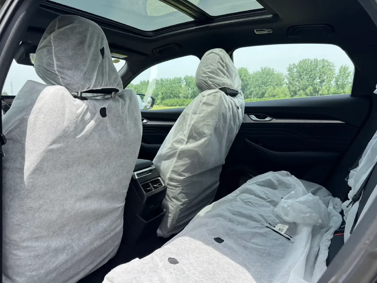 2025 Geely Preface 1.5T 181HP L4 7DCT,autocango,china used car exporter,china ev exporter,chinese used car exporter,chinese used ev exporter