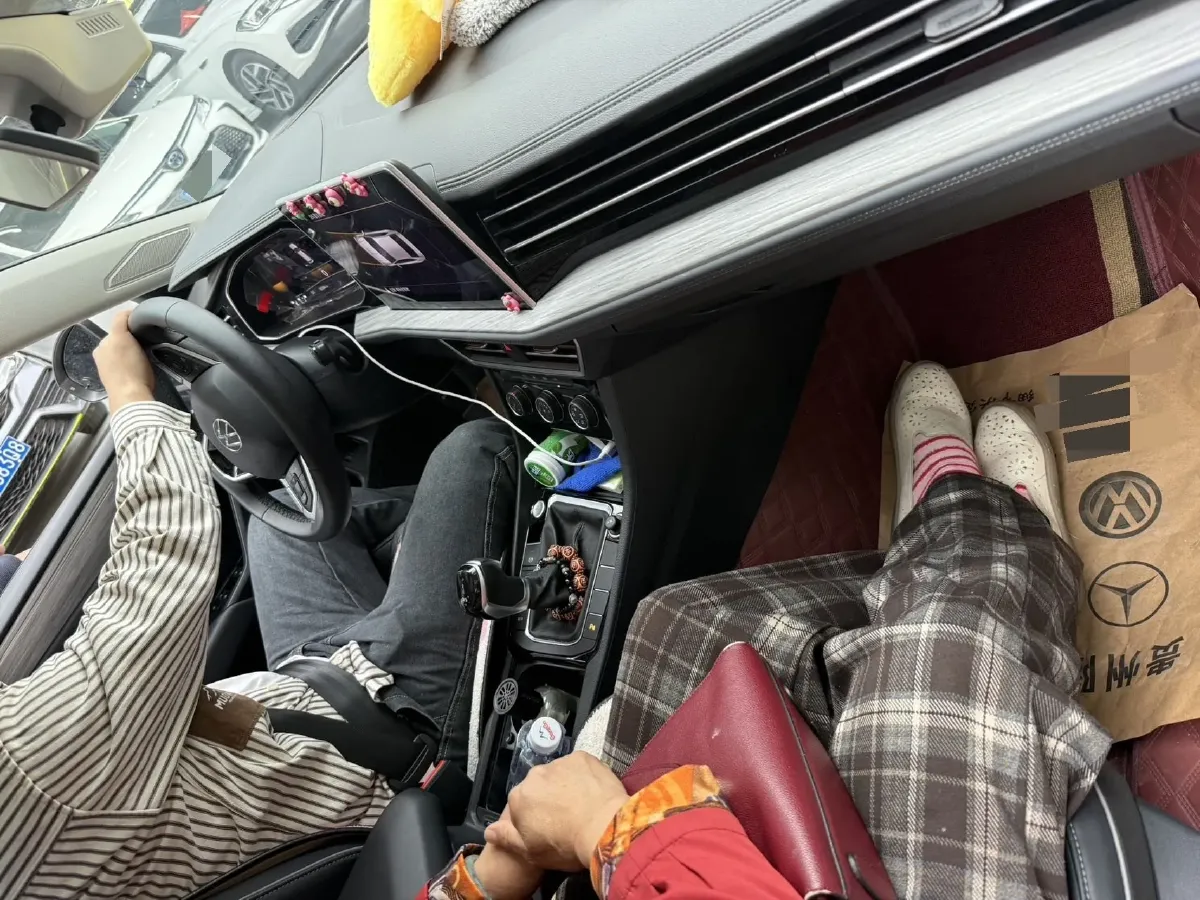 2023 Volkswagen Sagitar 1.5T 160HP L4 7DCT,autocango,china used car exporter,china ev exporter,chinese used car exporter,chinese used ev exporter