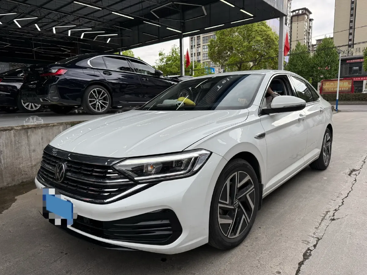 2023 Volkswagen Sagitar 1.5T 160HP L4 7DCT,autocango,china used car exporter,china ev exporter,chinese used car exporter,chinese used ev exporter