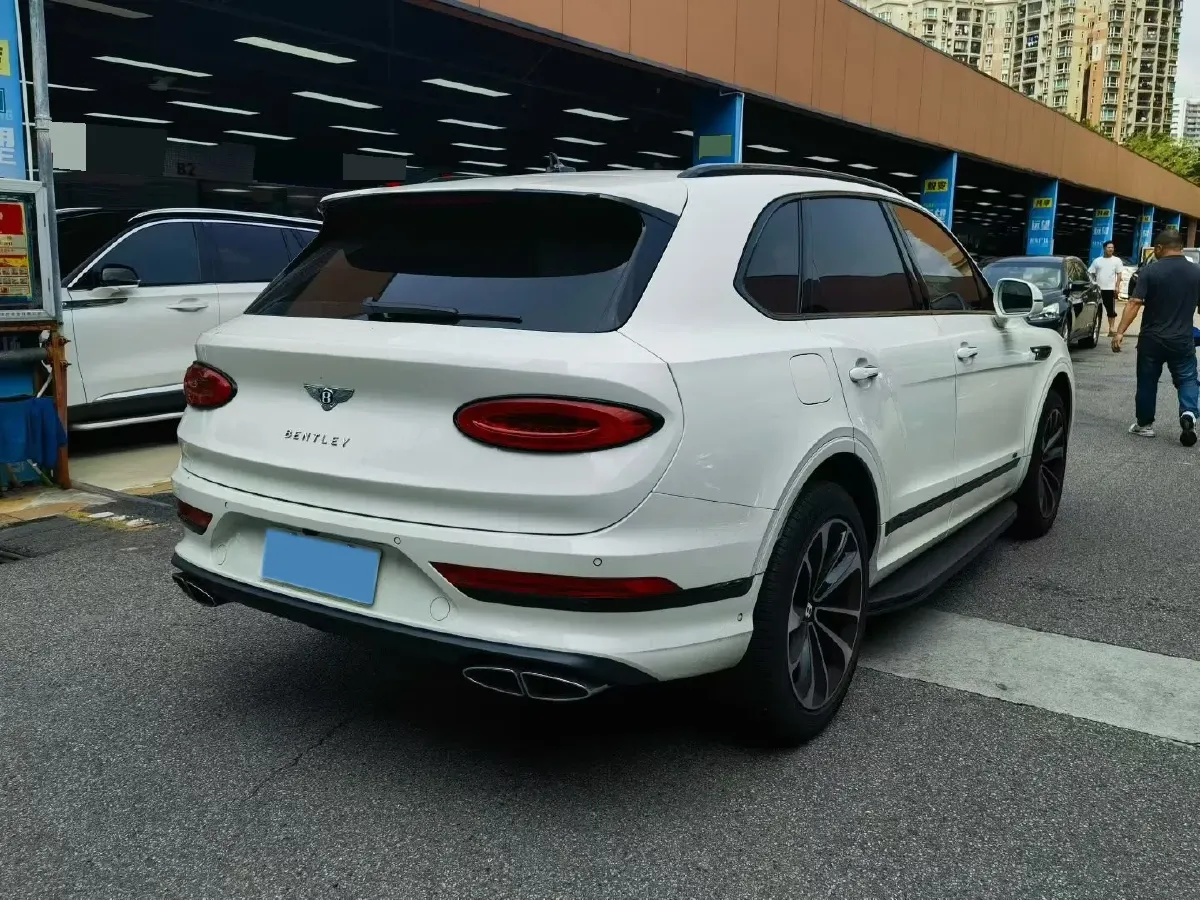 2022 Bentley Bentayga 4.0T 550HP V8 8AT,autocango,china used car exporter,china ev exporter,chinese used car exporter,chinese used ev exporter