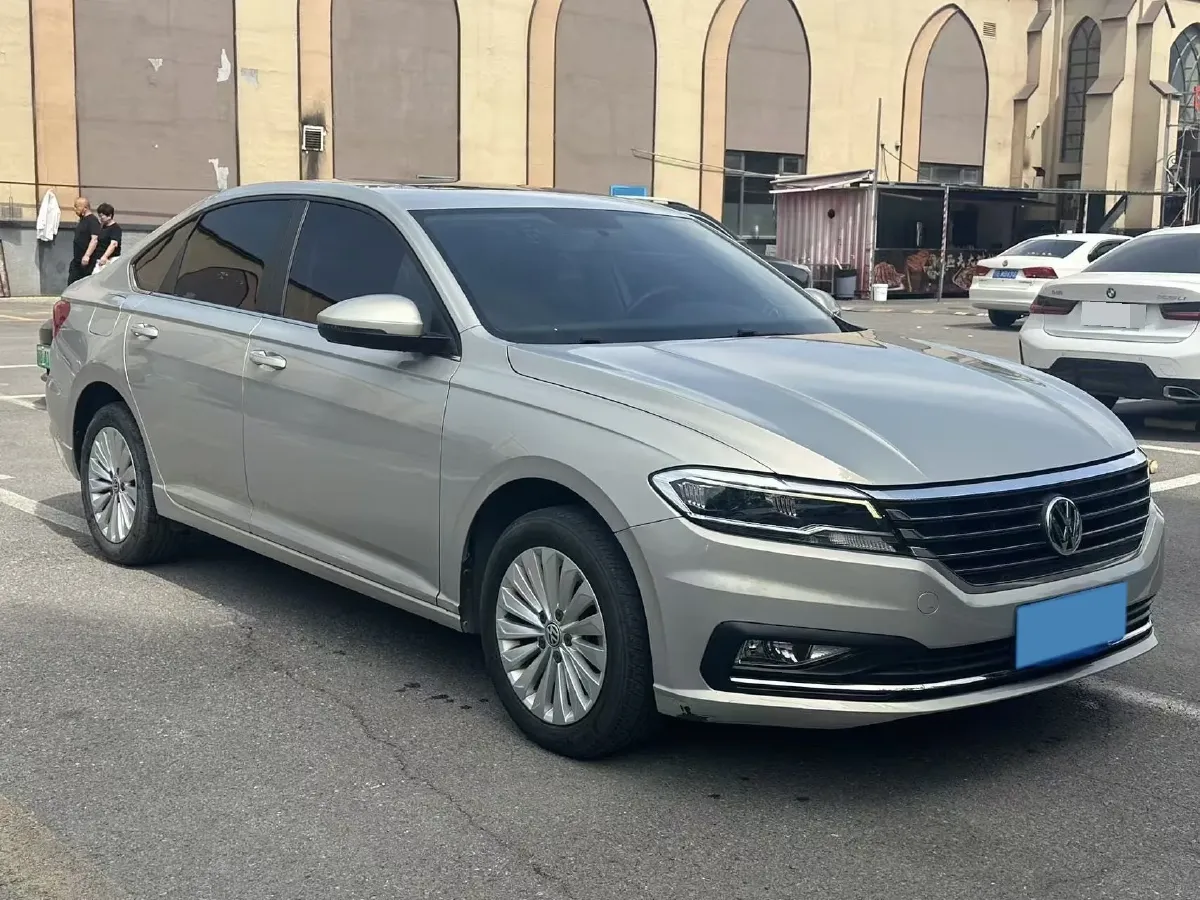 2018 Skoda Karoq 1.4T 150HP L4 7DCT,autocango,china used car exporter,china ev exporter,chinese used car exporter,chinese used ev exporter