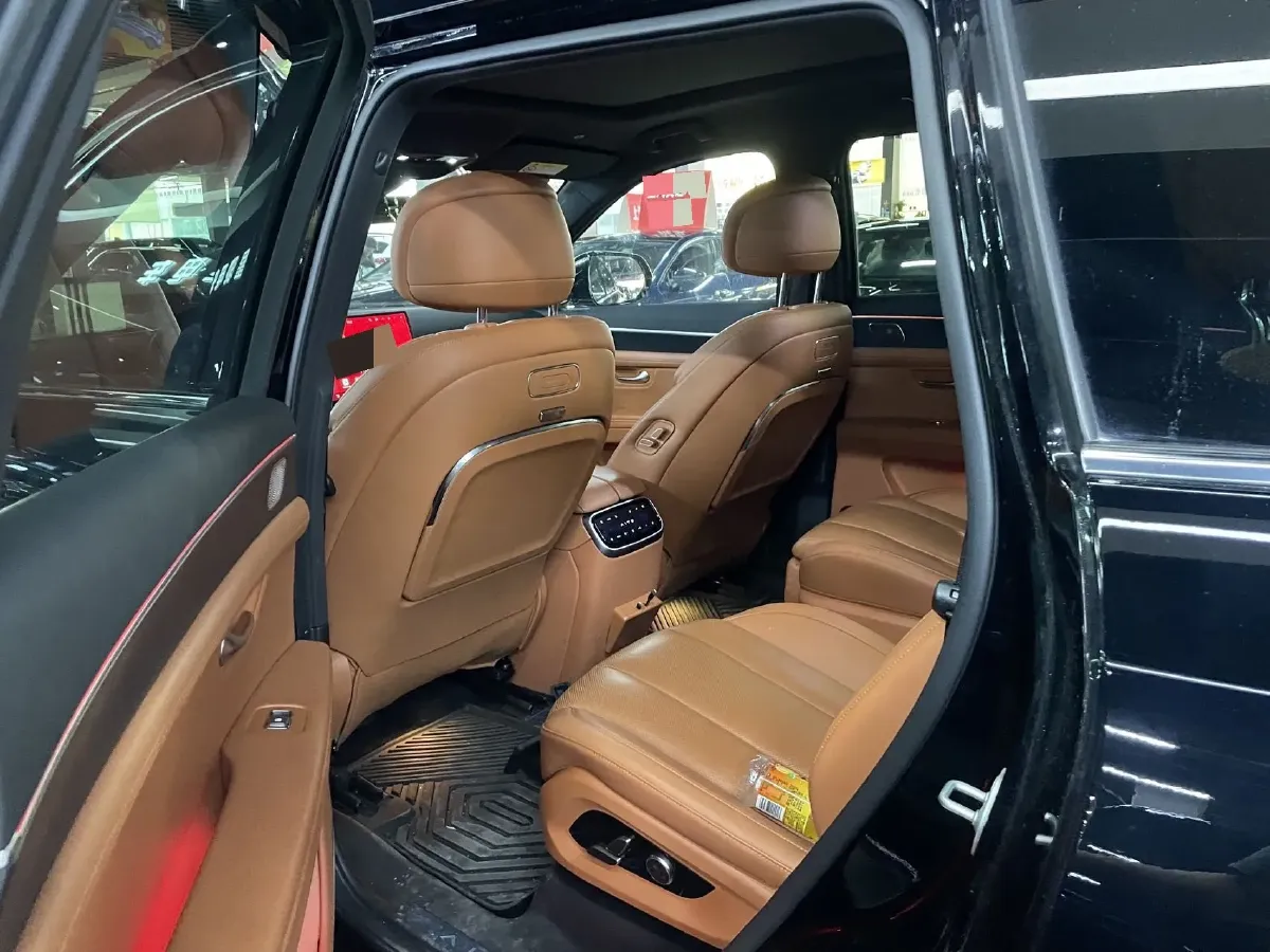 2024 AITO AITO M7 1.5T 152HP L4 REEV 42KWH,autocango,china used car exporter,china ev exporter,chinese used car exporter,chinese used ev exporter