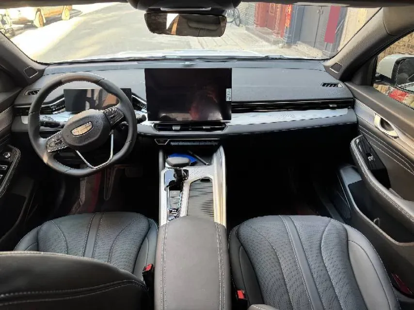 2025 Geely Preface 1.5T 181HP L4 7DCT,autocango,china used car exporter,china ev exporter,chinese used car exporter,chinese used ev exporter