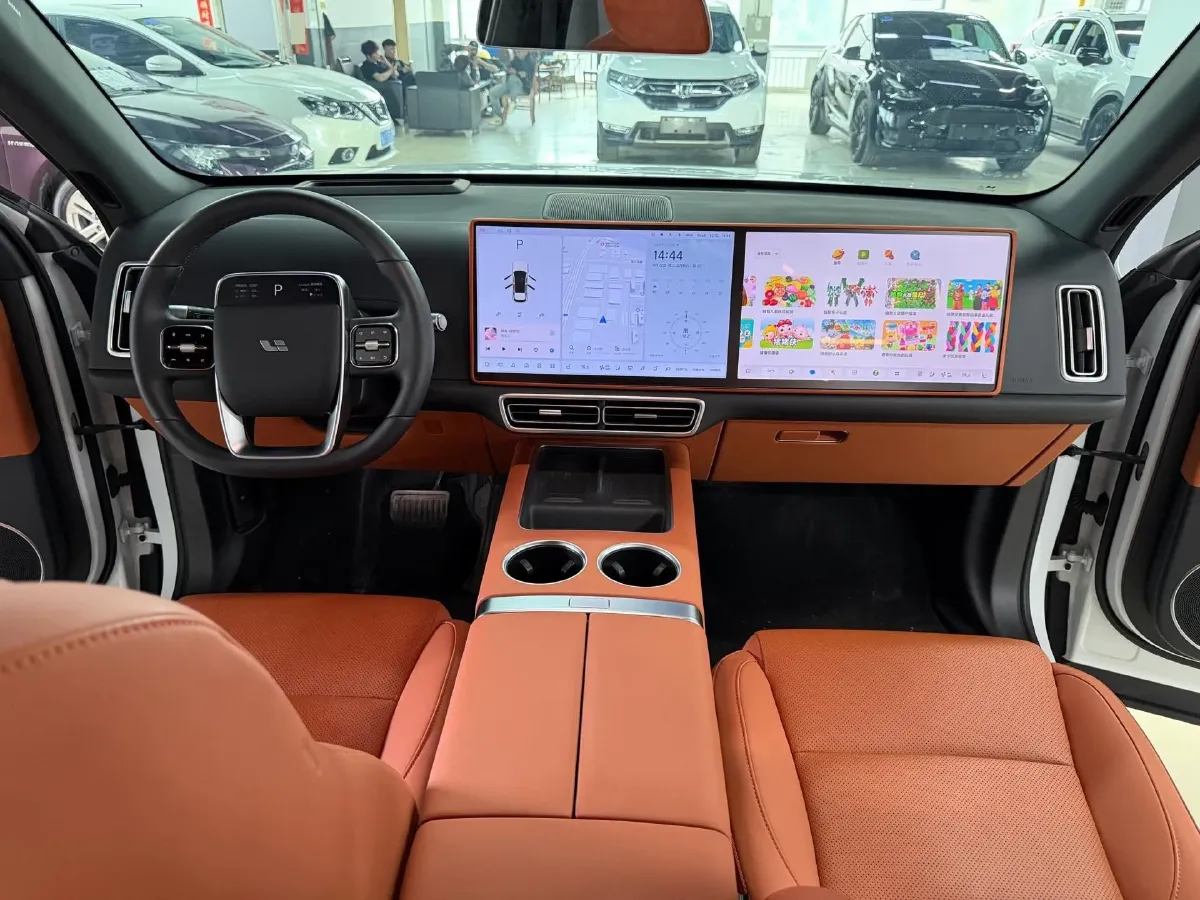 2024 Li L6 Range Extended 154HP L4 REEV 36.8KWH,autocango,china used car exporter,china ev exporter,chinese used car exporter,chinese used ev exporter