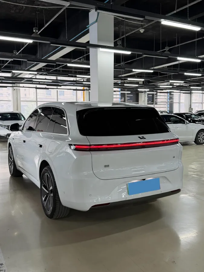 2024 Li L6 Range Extended 154HP L4 REEV 36.8KWH,autocango,china used car exporter,china ev exporter,chinese used car exporter,chinese used ev exporter