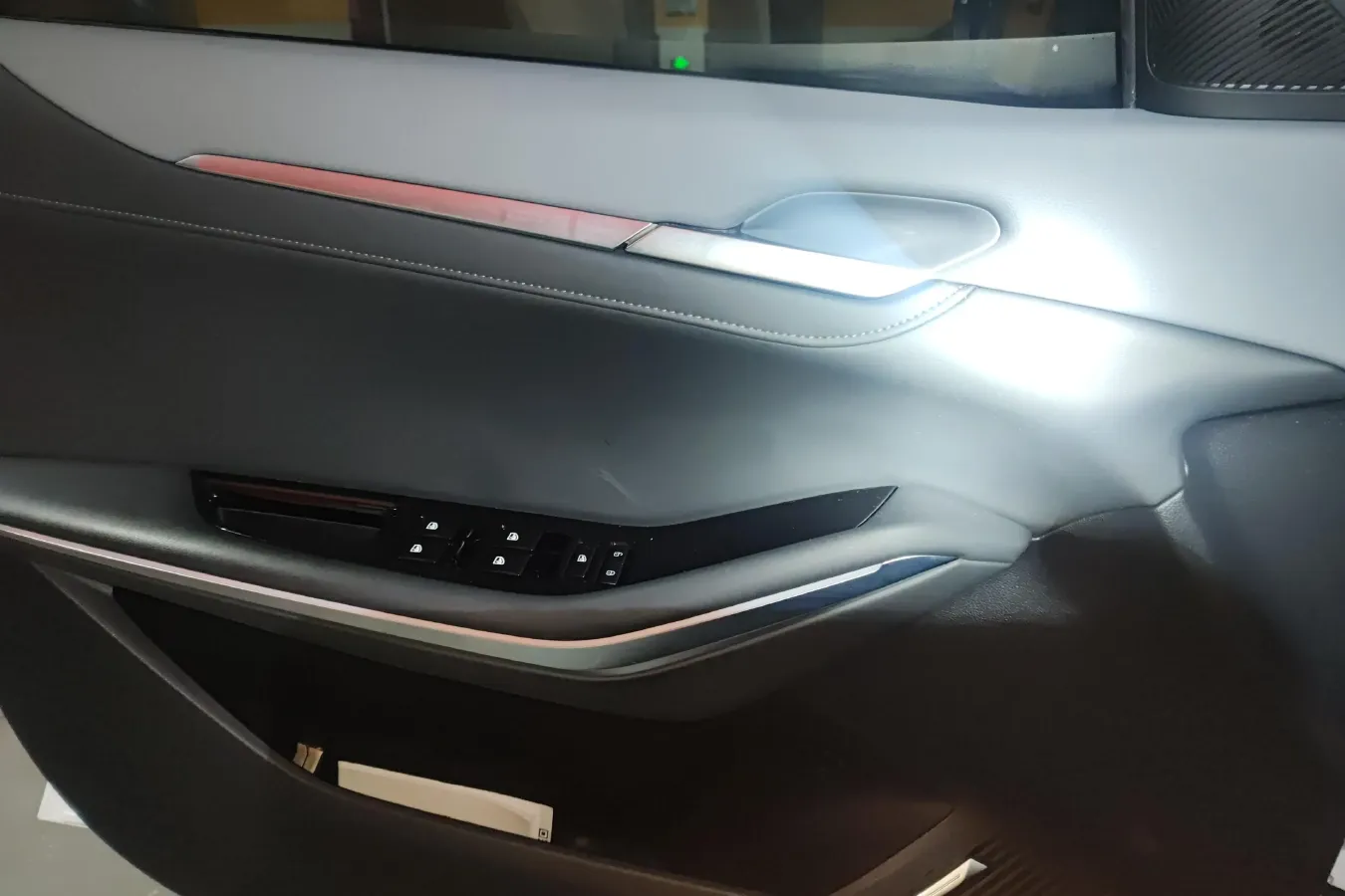 2023 ChangAn Raeton Plus 1.5T 188HP L4 7DCT,autocango,china used car exporter,china ev exporter,chinese used car exporter,chinese used ev exporter