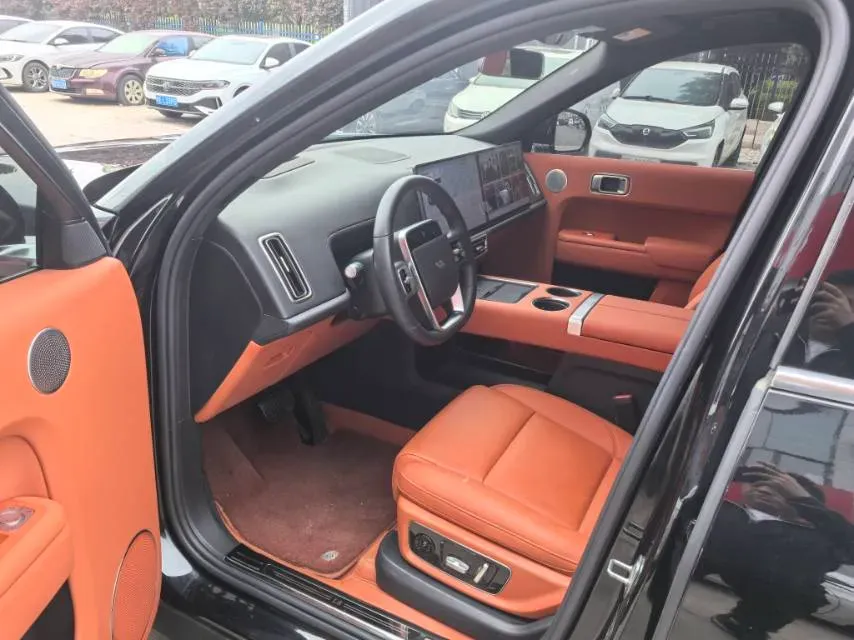 2024 Volvo S60 2.0T 197HP L4 7DCT,autocango,china used car exporter,china ev exporter,chinese used car exporter,chinese used ev exporter