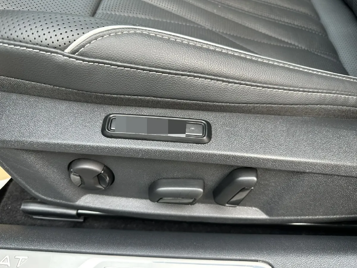 2022 Xpeng P7 BEV 60.2KWH,autocango,china used car exporter,china ev exporter,chinese used car exporter,chinese used ev exporter