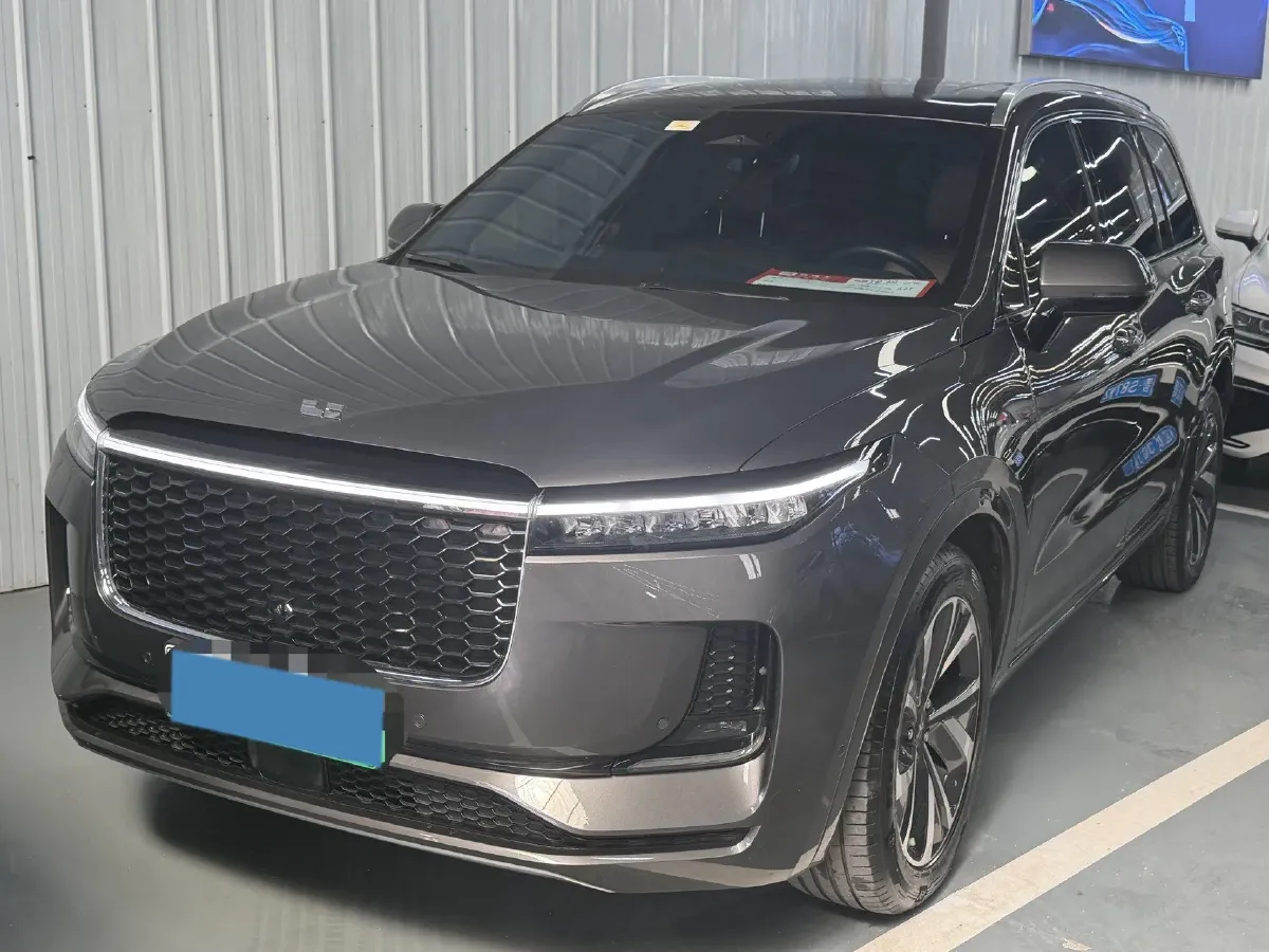 2020 Li ONE Range Extended 131HP REEV 40.5KWH,autocango,china used car exporter,china ev exporter,chinese used car exporter,chinese used ev exporter